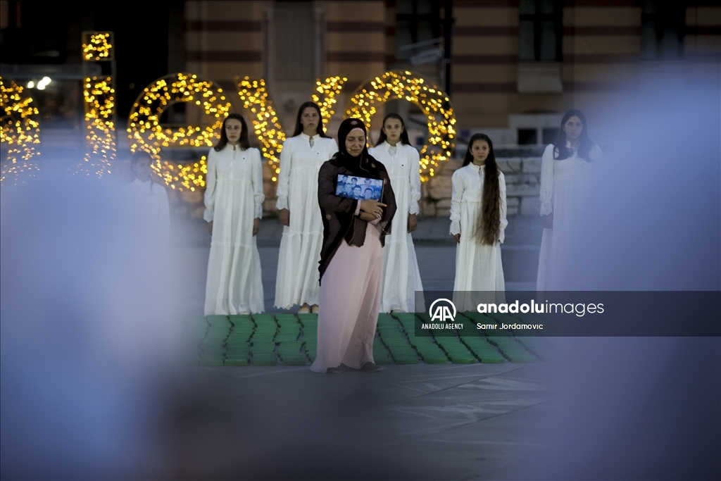 В Сараево прошло мероприятие по случаю 28-й годовщины геноцида в Сребренице