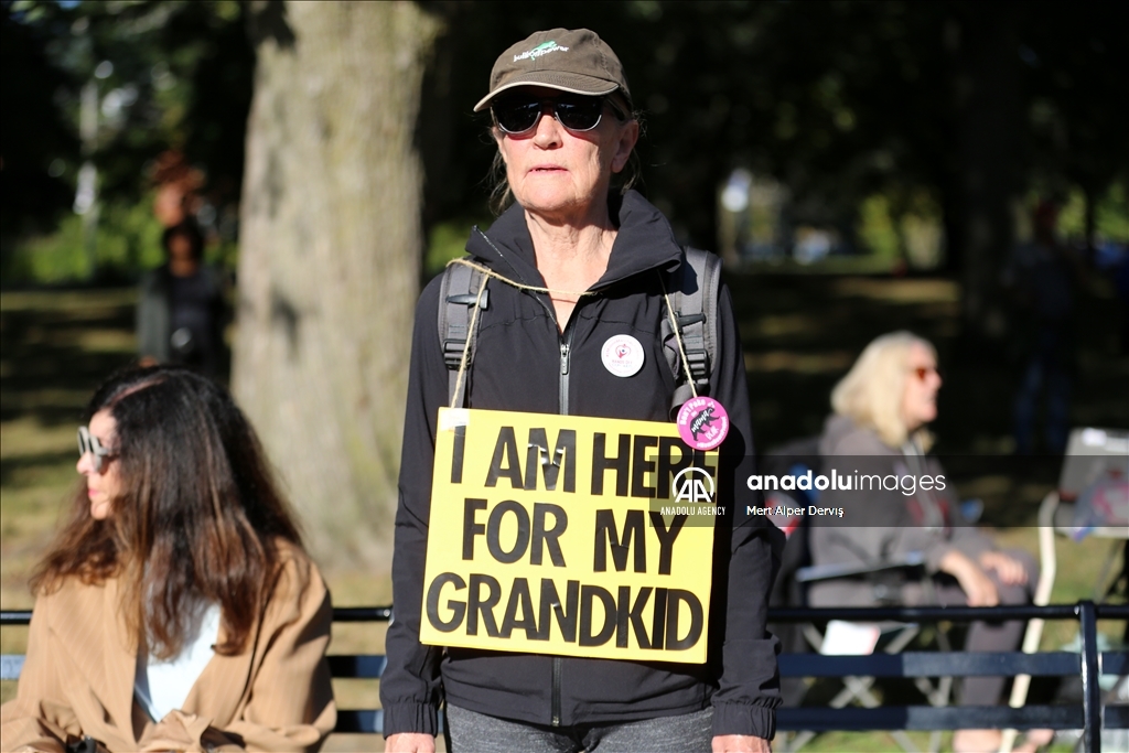 В Торонто прошла акция «Марш миллиона детей»