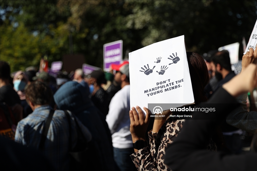 В Торонто прошла акция «Марш миллиона детей»