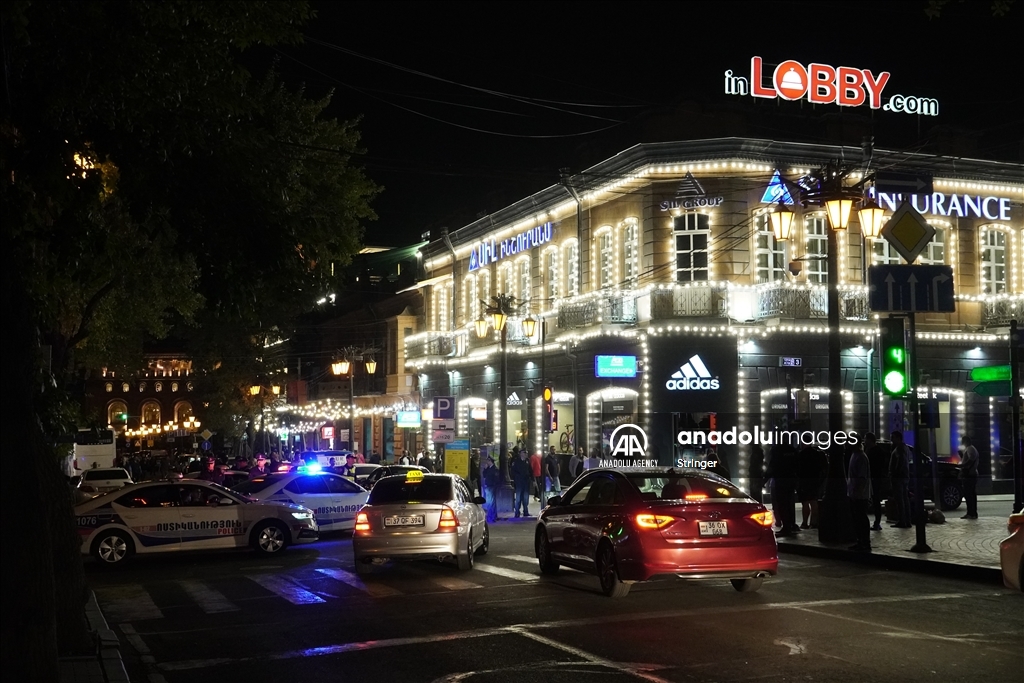 В Ереване полиция задержала участников протестов