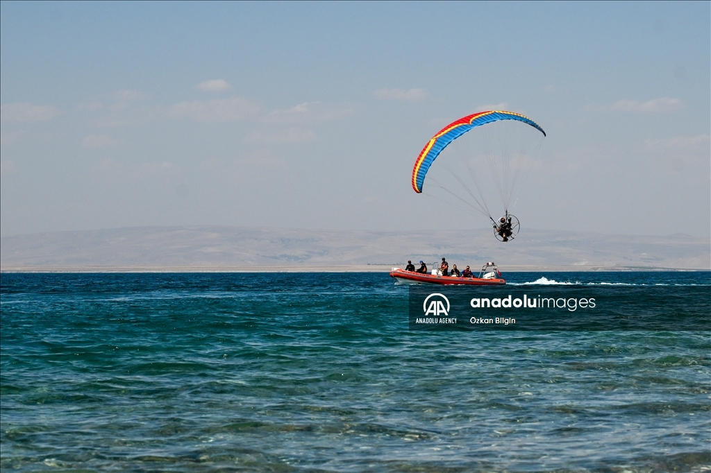 Li Wanê "Şampiyoniya Hedef Paramotorê û Pereşûta Berpalê" didome