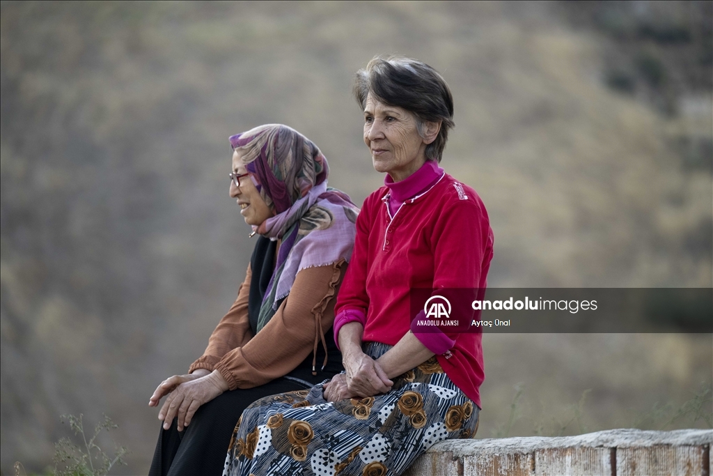 İtfaiyenin kadın kahramanları alev nöbetinde