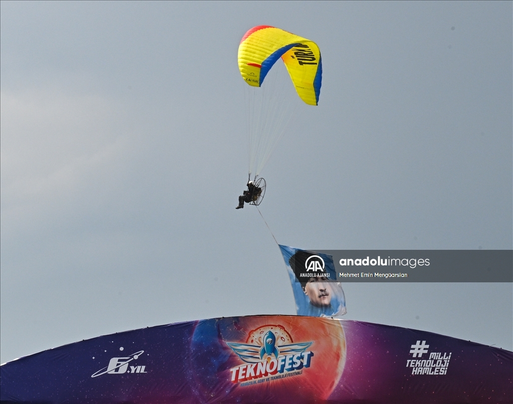 TEKNOFEST İzmir'de, ikinci gün etkinlikleri devam ediyor