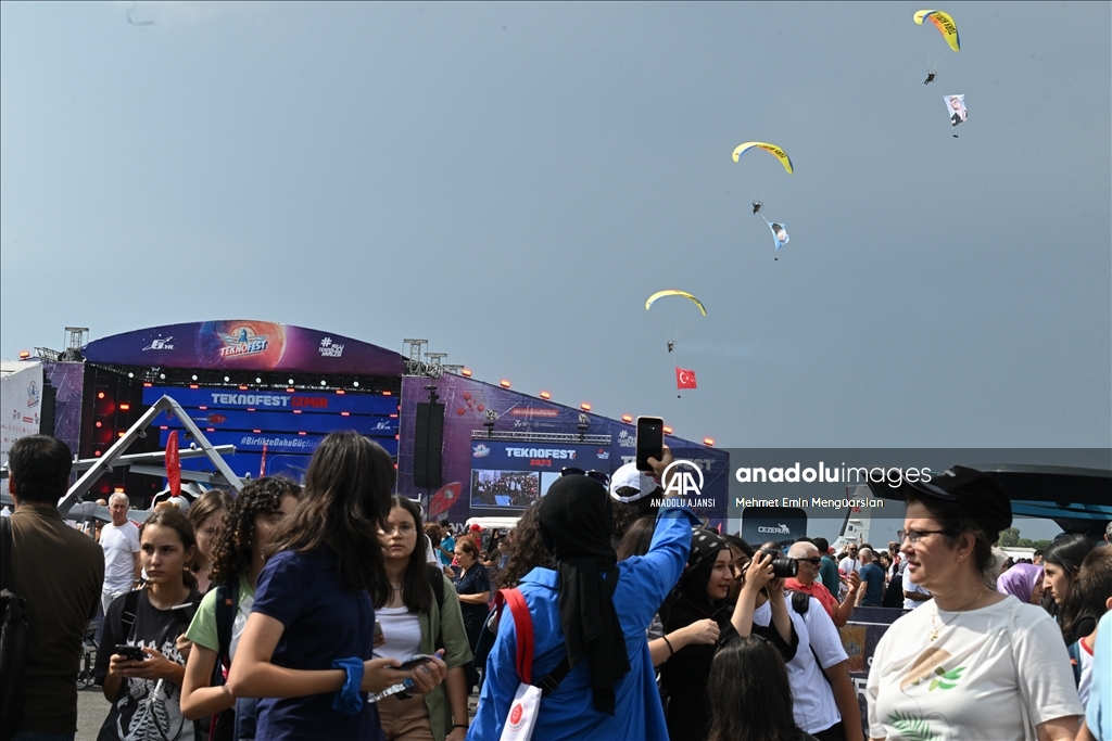 TEKNOFEST İzmir'de, ikinci gün etkinlikleri devam ediyor
