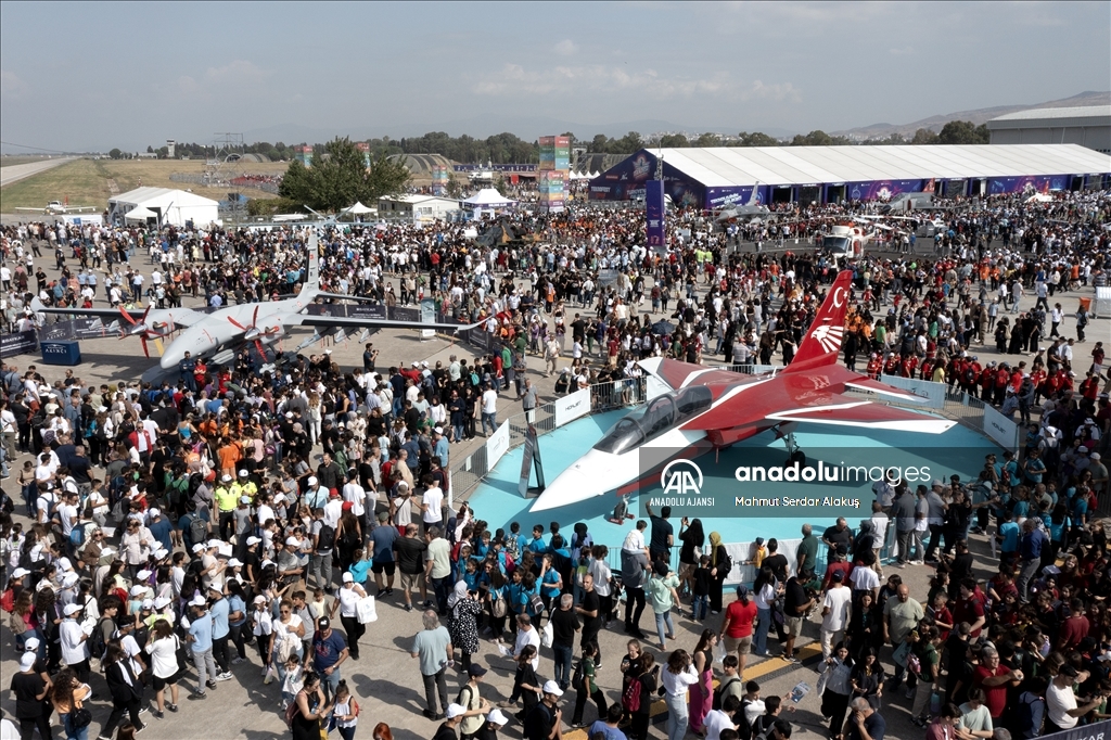 TEKNOFEST İzmir, ikinci gün etkinlikleri ile devam ediyor