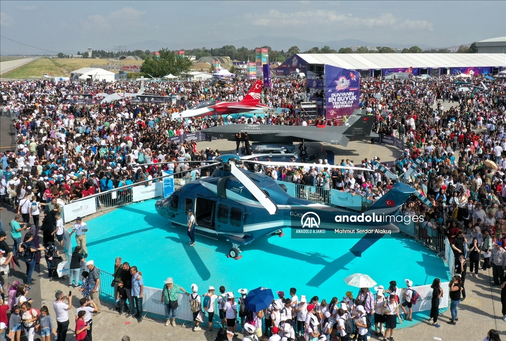 TEKNOFEST İzmir, ikinci gün etkinlikleri ile devam ediyor