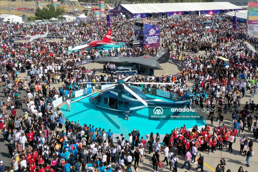 TEKNOFEST İzmir, ikinci gün etkinlikleri ile devam ediyor