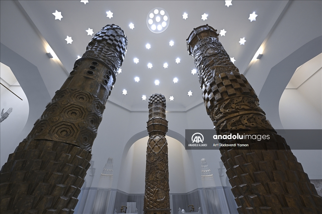Tarihi Zeyrek Çinili Hamam, restorasyonun ardından "Kalıntıların Şifası" sergisiyle son kez sanatseverleri ağırlıyor