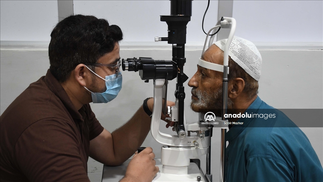Pakistan'da kırmızı göz (konjonktivit) salgın hastalığı