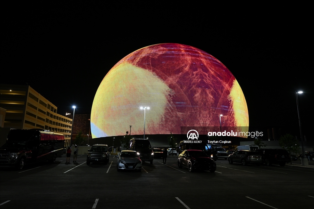 "The Sphere" Las Vegas'ta U2 konseriyle açıldı