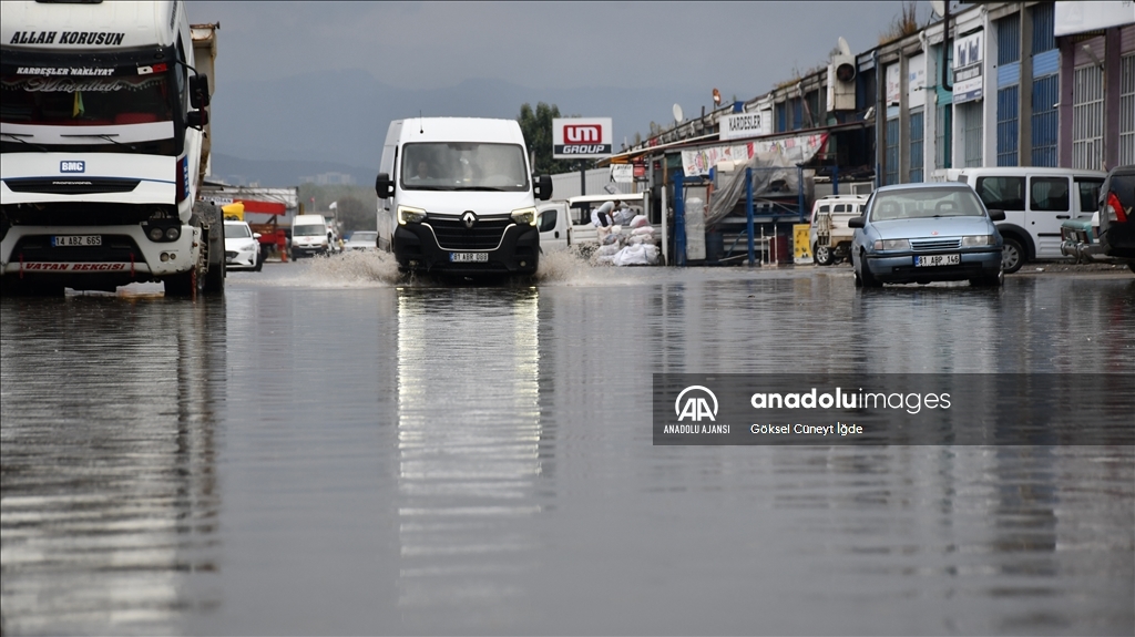 Sakarya, Bolu ve Düzce'de sağanak etkili oldu