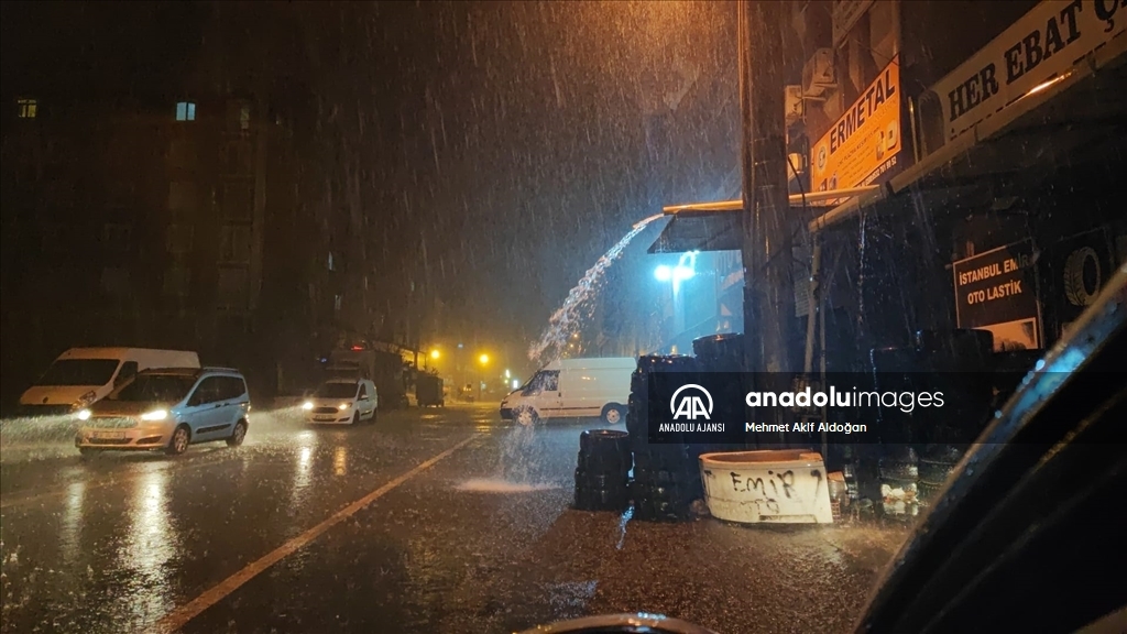 Tekirdağ'da sağanak etkili oluyor