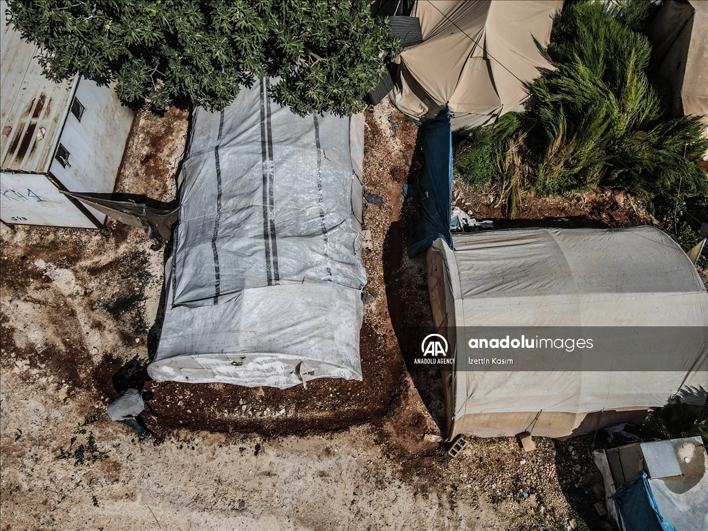 Палаточные лагеря на северо-западе Сирии оказались под водой