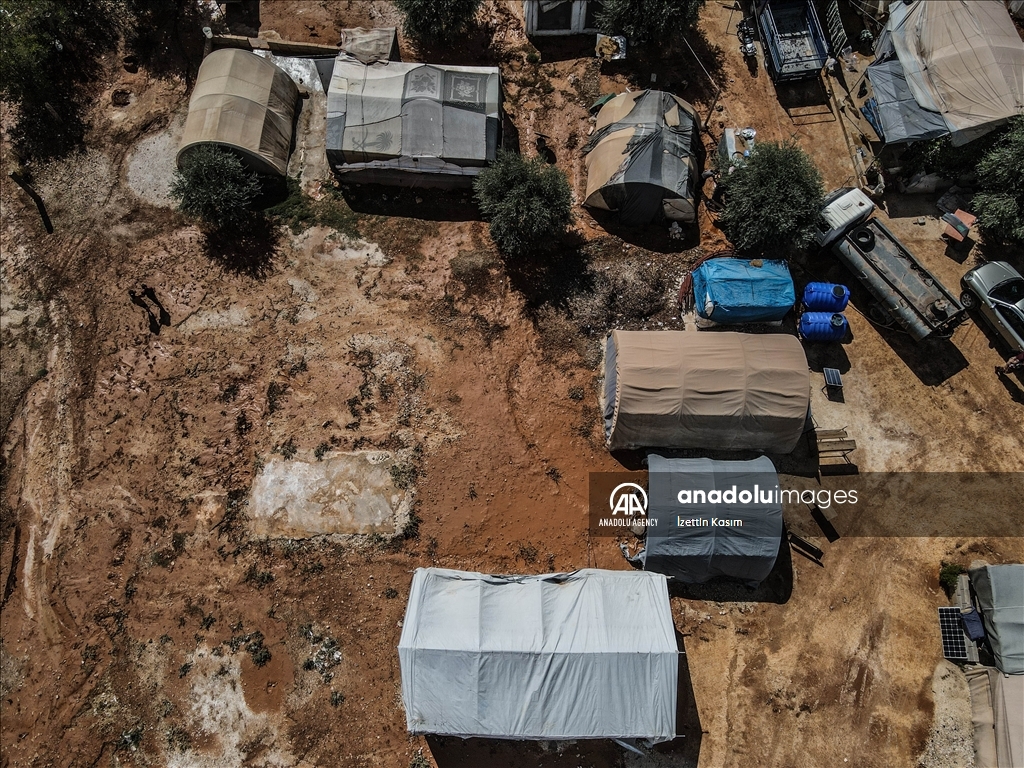 Палаточные лагеря на северо-западе Сирии оказались под водой