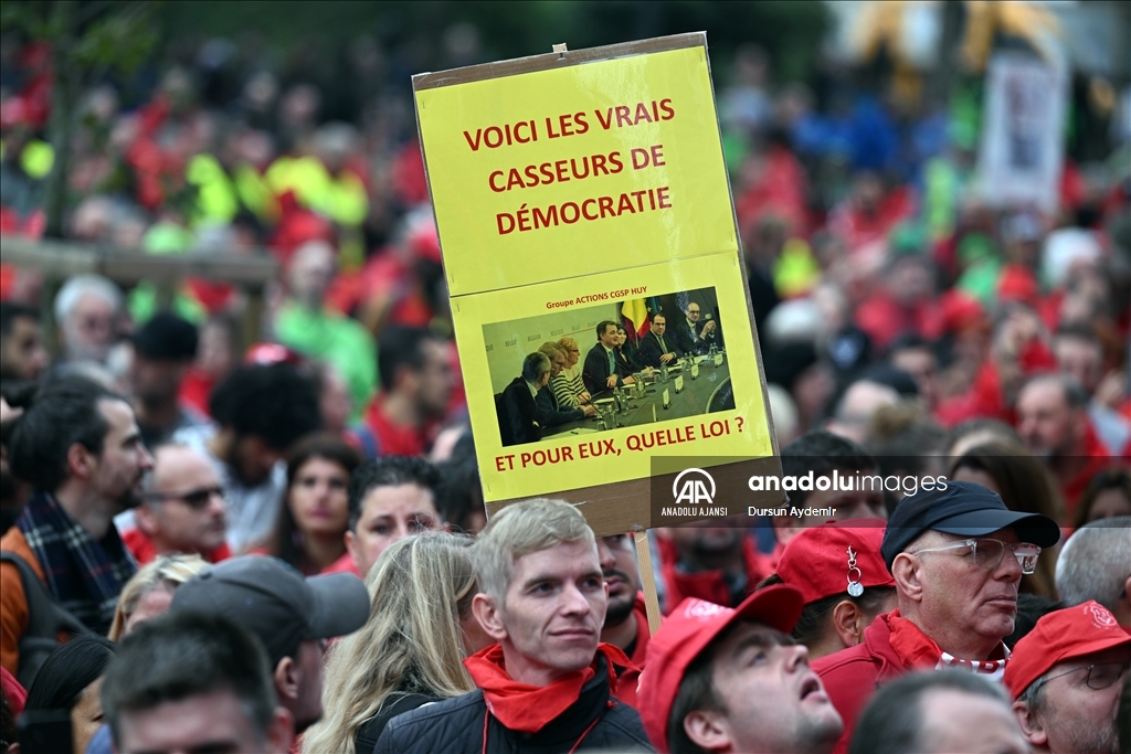 Belçika’da sendikalar "protesto yasağı"na karşı gösteri yaptı