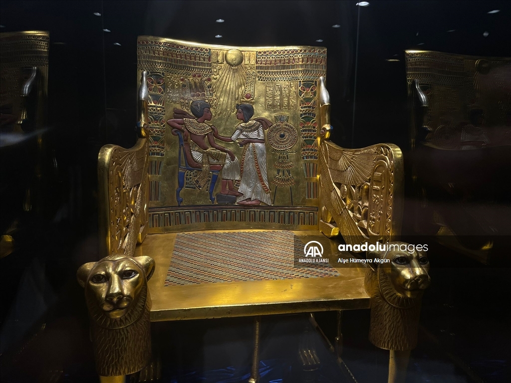 "Gizemli Firavun TutAnkhAmun'un Hazineleri" İstanbul Akvaryum'da açıldı