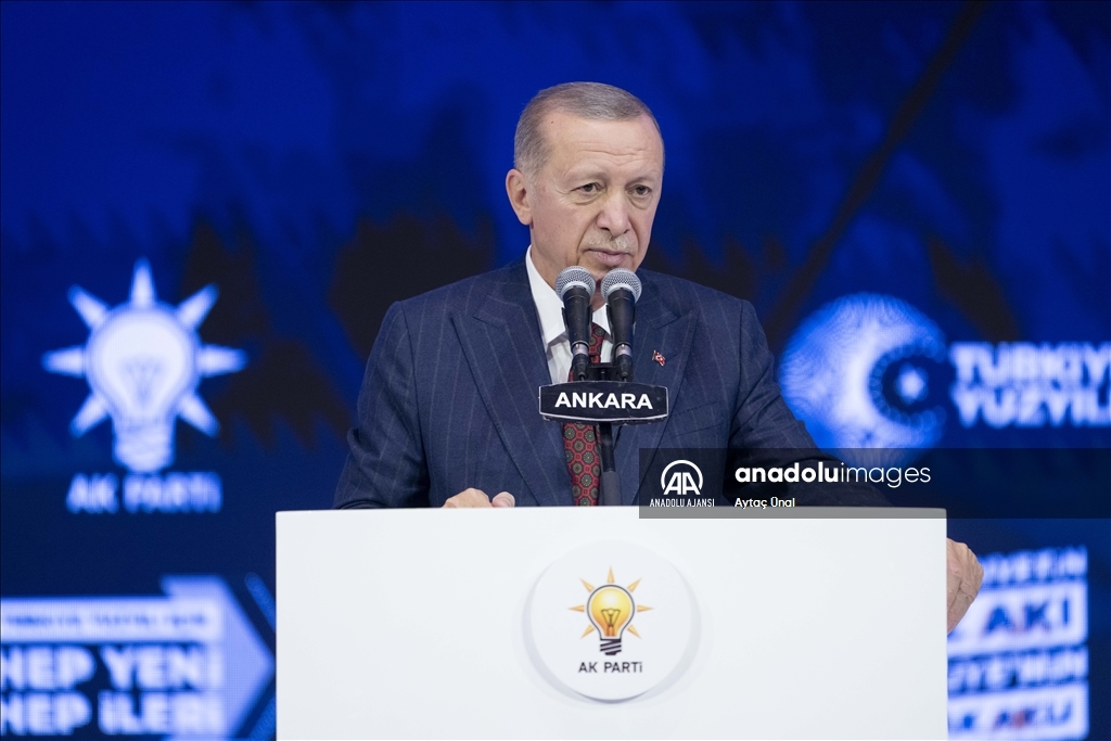 AK Parti 4. Olağanüstü Büyük Kongresi başladı