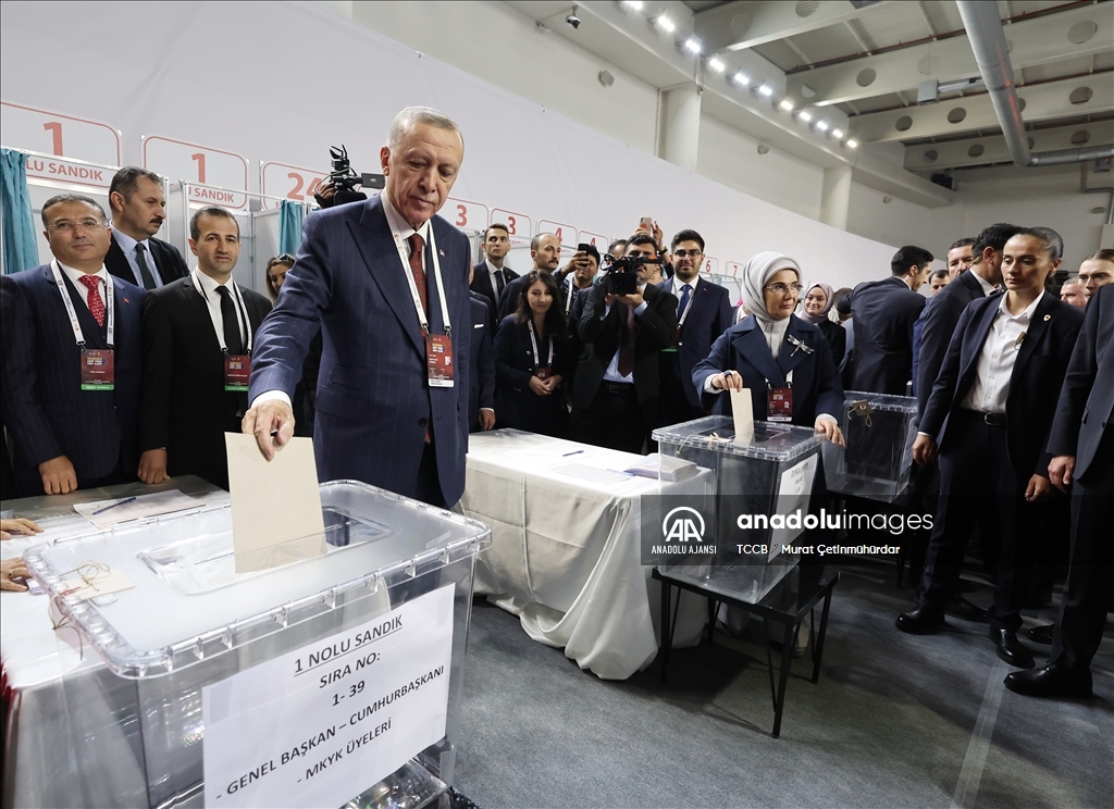 AK Parti 4. Olağanüstü Büyük Kongresi