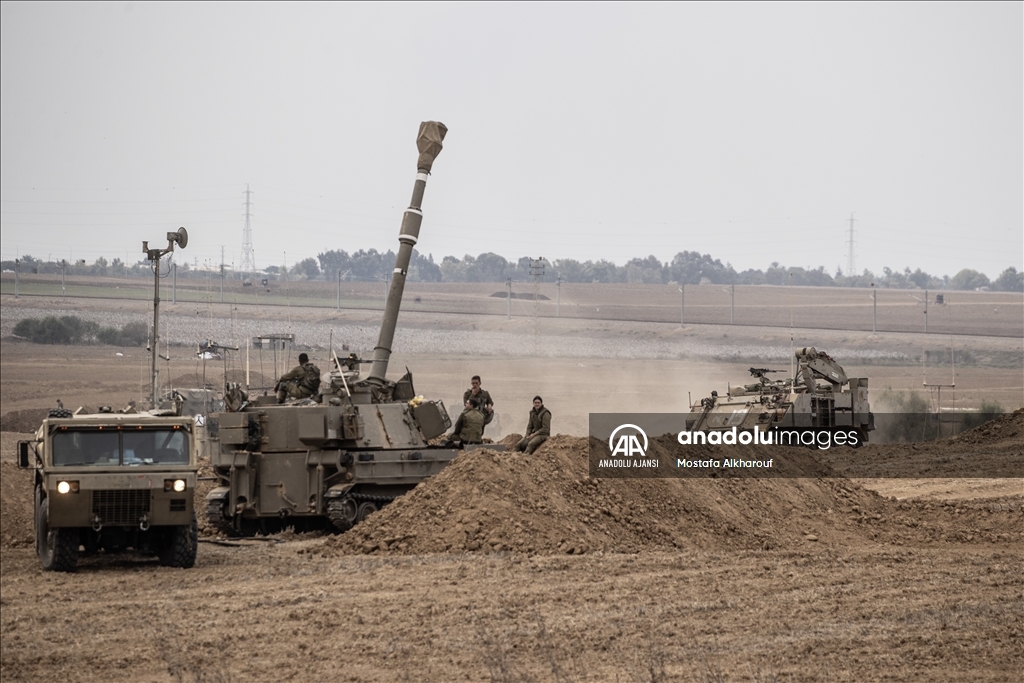 İsrail ordusu Gazze sınırına yığınak yapıyor