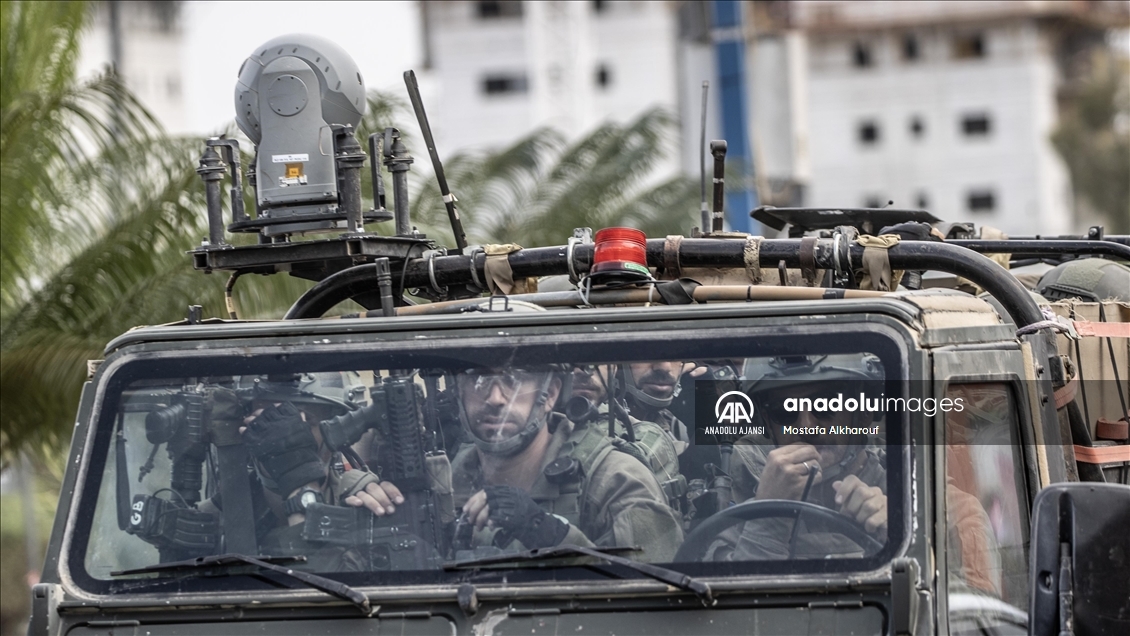 İsrail ordusu Gazze sınırına yığınak yapıyor