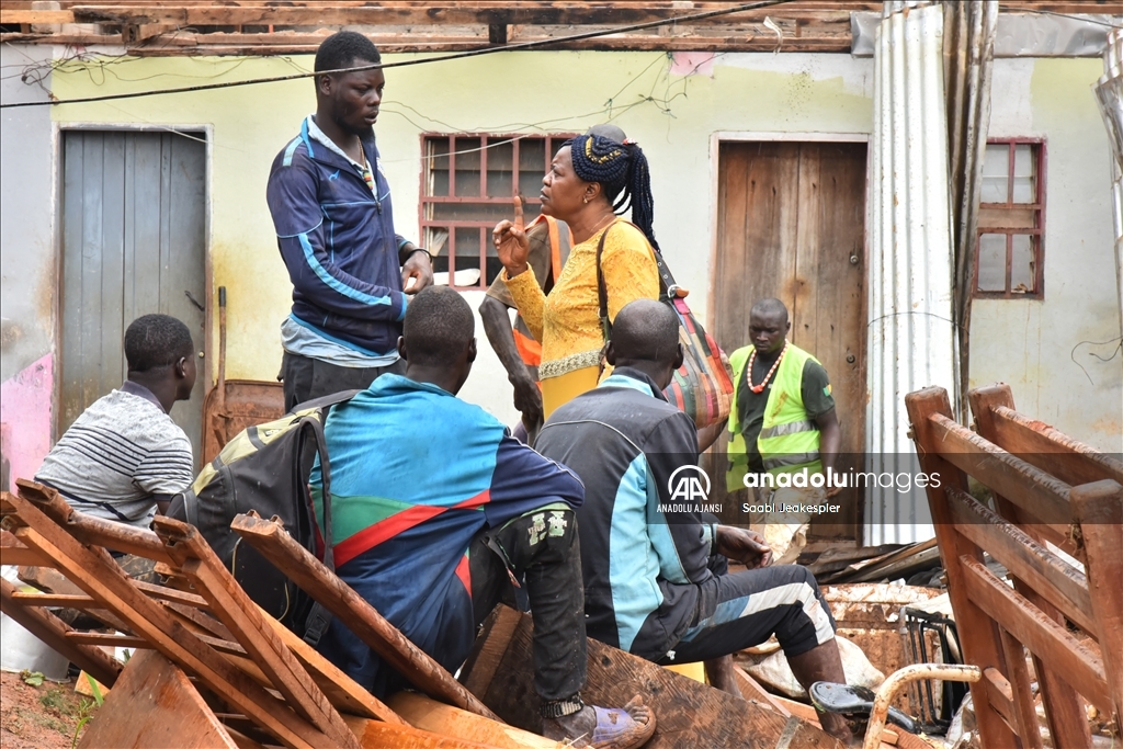 Kamerun'da meydana gelen heyelan