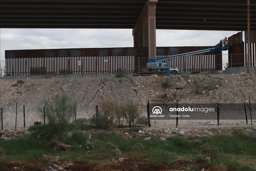 Ciudad Juarez'de sınır duvarı genişletme çalışması başladı