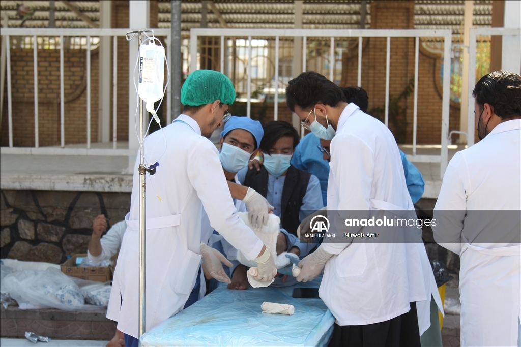 Afganistan'da art arda yeni depremler