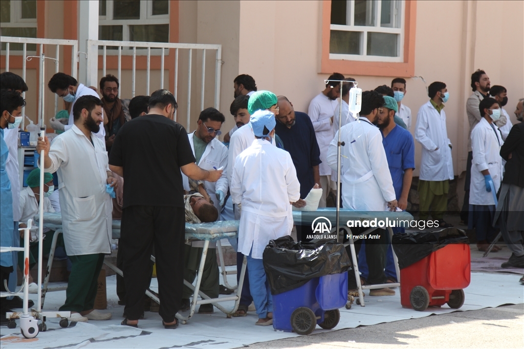 Afganistan'da art arda yeni depremler