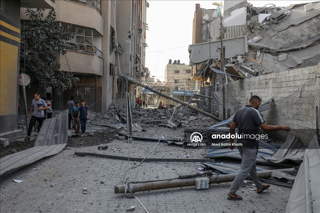 İsrail'in Gazze'ye yönelik hava saldırıları