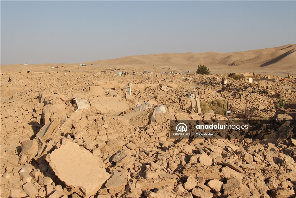 Afganistan'da art arda yeni depremler