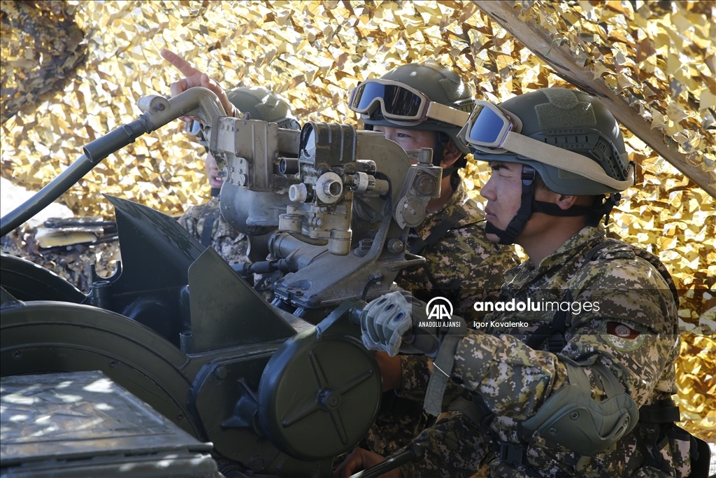 Kırgızistan'da, KGAÖ Barış Gücü Kuvvetlerinin "Sarsılmaz Kardeşlik-2023" tatbikatı