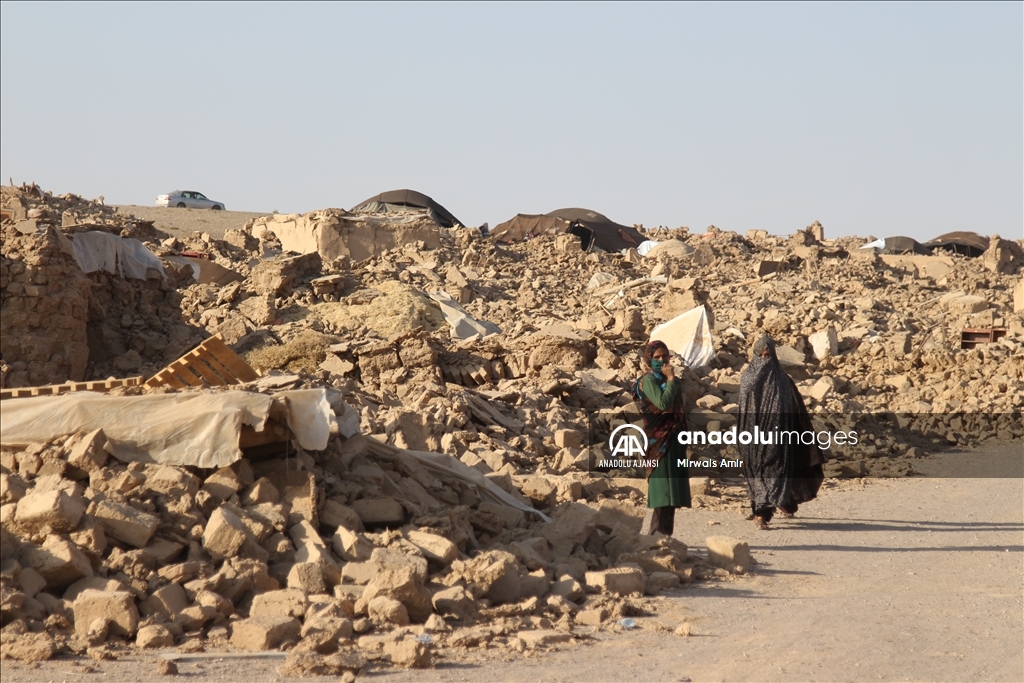 Afganistan'da art arda yeni depremler