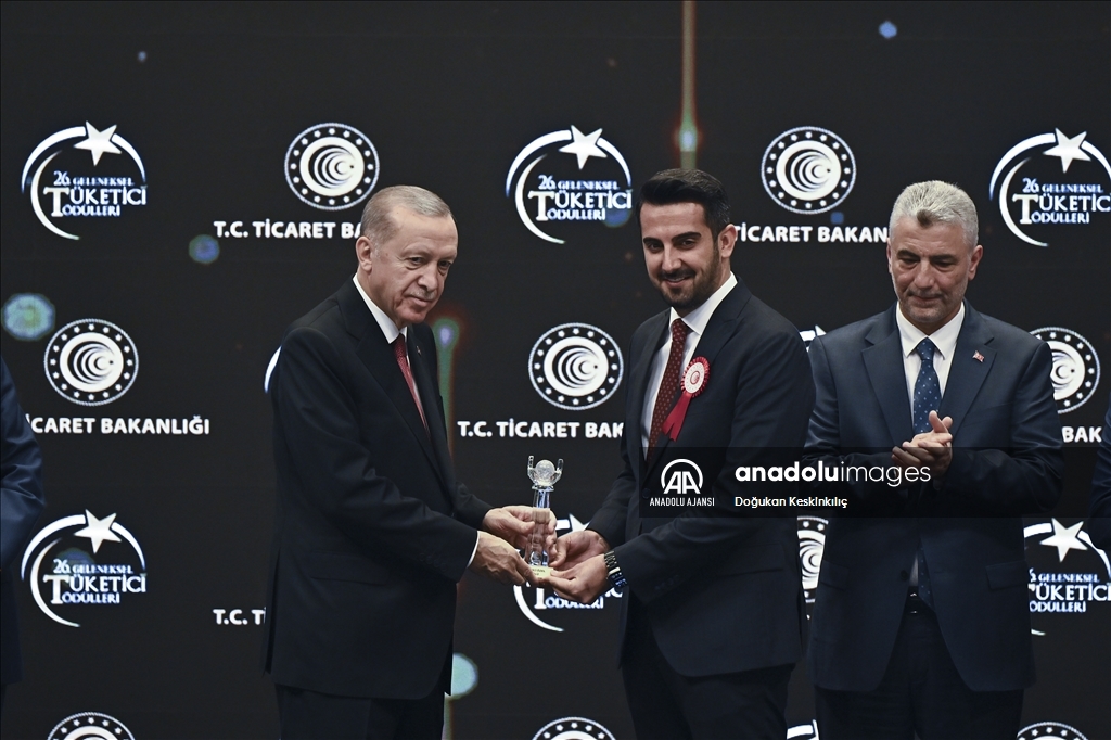 Cumhurbaşkanı Erdoğan, 26. Geleneksel Tüketici Ödülleri Törenine katıldı