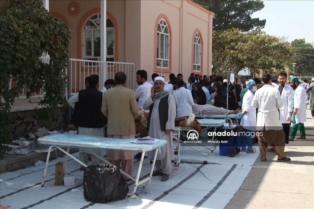 Afganistan'da art arda yeni depremler