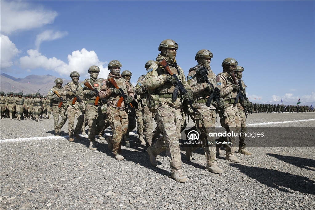 Kırgızistan'da, KGAÖ Barış Gücü Kuvvetlerinin "Sarsılmaz Kardeşlik-2023" tatbikatı