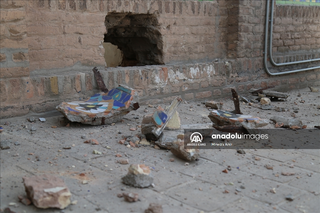 Afganistan'da bulunan Herat Ulu Cami'nin bir kısmı deprem sonucu yıkıldı