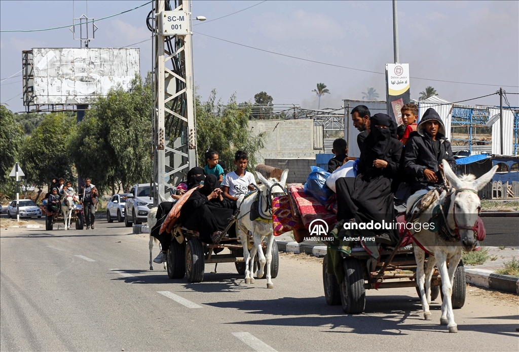 BM: İsrail, Gazze'deki 1,1 milyon sivilin yerlerinden ayrılarak ...