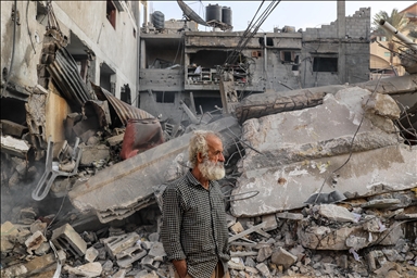 Les frappes aériennes israéliennes se poursuivent le 8ème jour dans la bande de Gaza