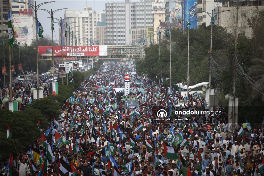 Pakistan'da Filistin'e destek gösterisi düzenlendi