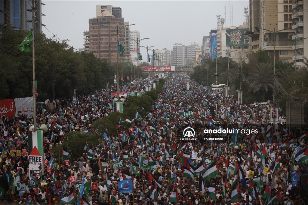 Pakistan'da Filistin'e destek gösterisi düzenlendi