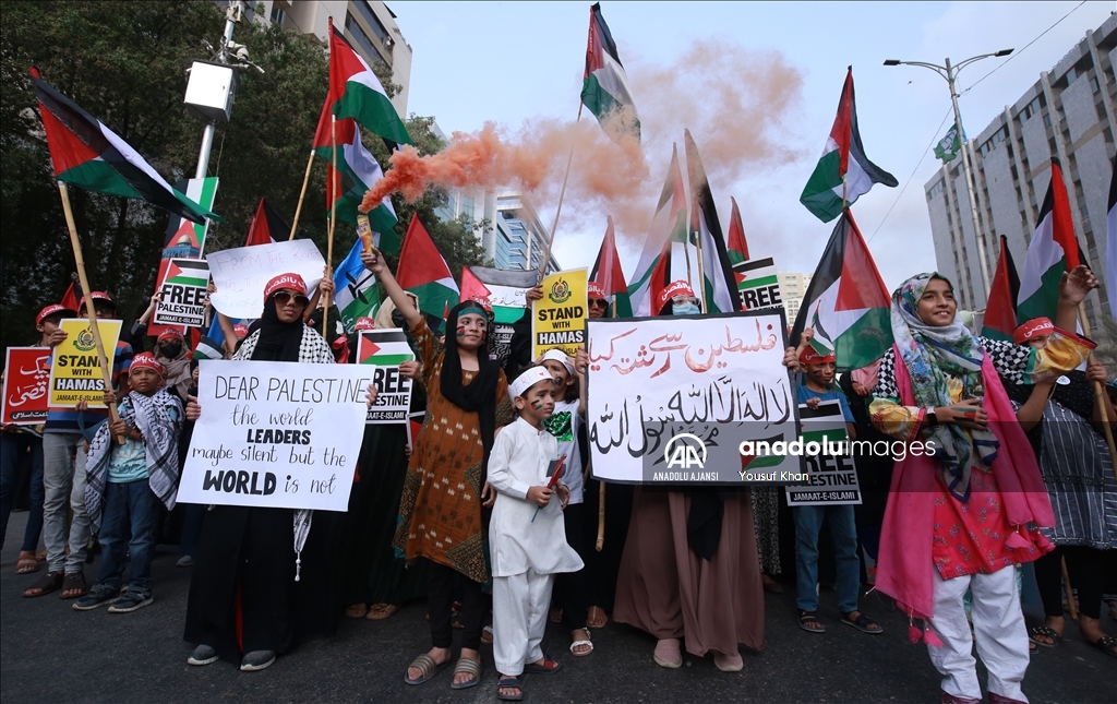 Pakistan'da Filistin'e destek gösterisi düzenlendi