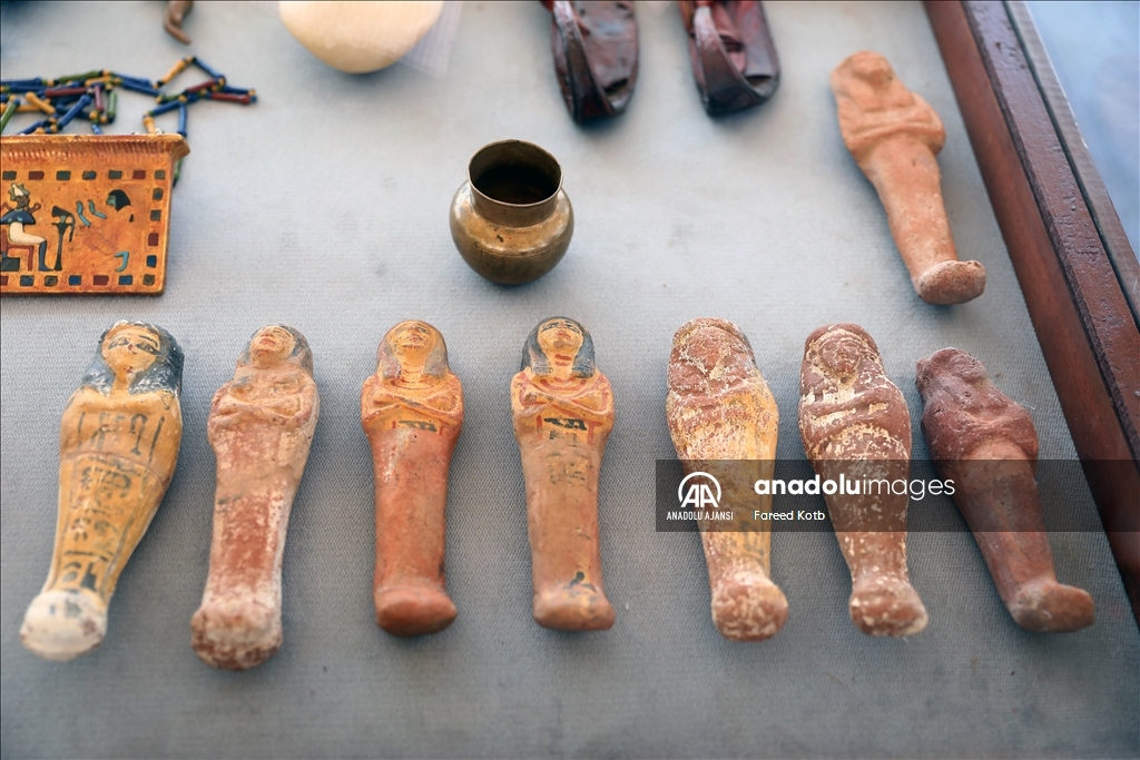 Mısır'ın El Minye vilayetinde yeni eserler keşfedildi