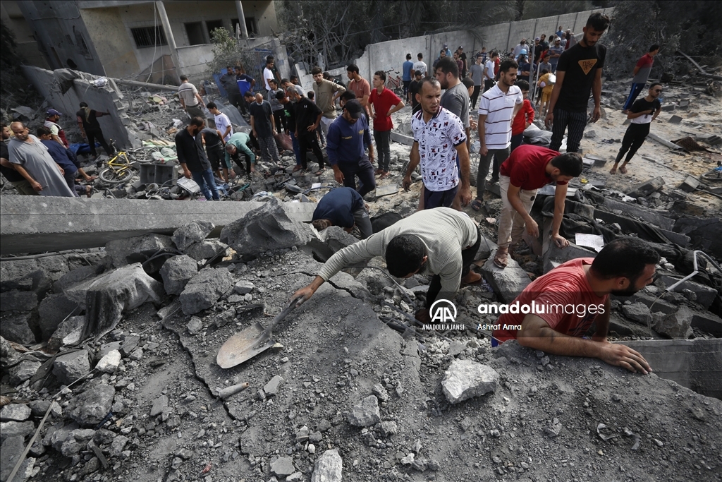 Savaşın 11'inci gününde İsrail'in Gazze'ye saldırıları sürüyor