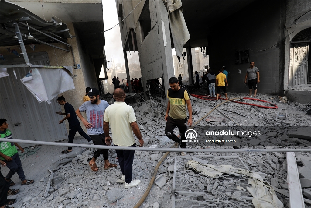 Savaşın 11'inci gününde İsrail'in Gazze'ye saldırıları sürüyor