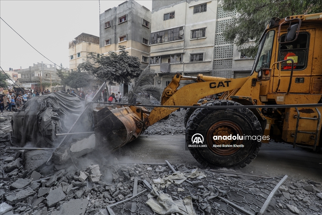 Savaşın 11'inci gününde İsrail'in Gazze'ye saldırıları sürüyor