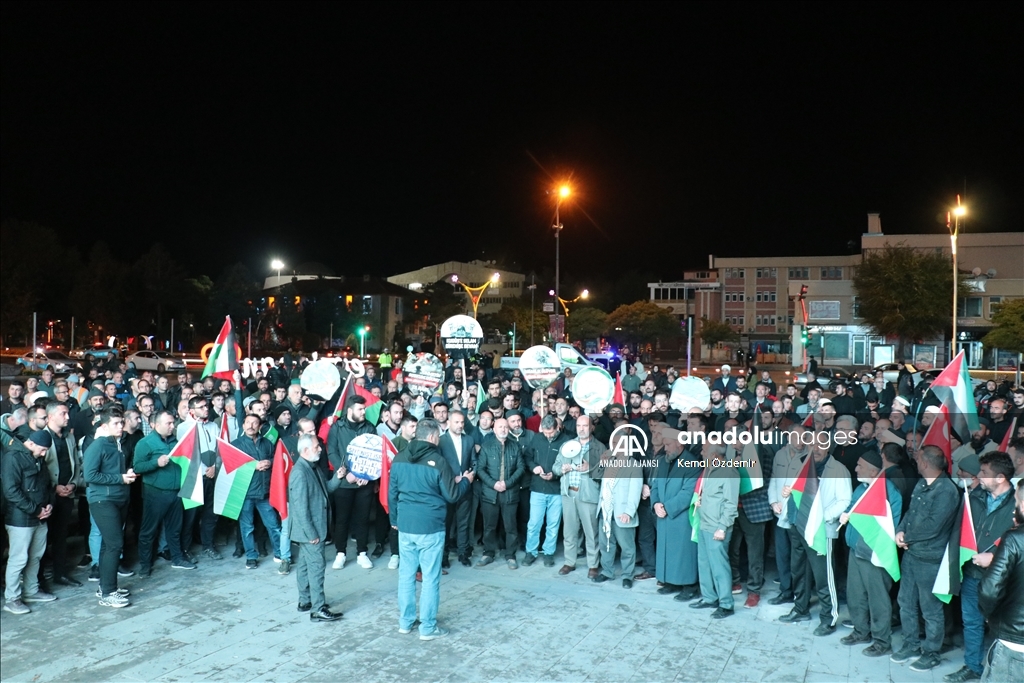 İsrail'in Gazze'deki hastane saldırısı Erzurum ve Erzincan'da protesto edildi