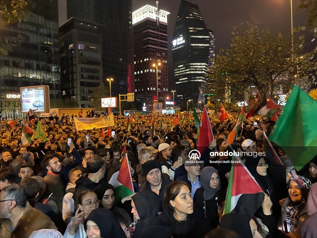 İsrail'in Gazze'deki hastaneye saldırısı İstanbul'da protesto ediliyor