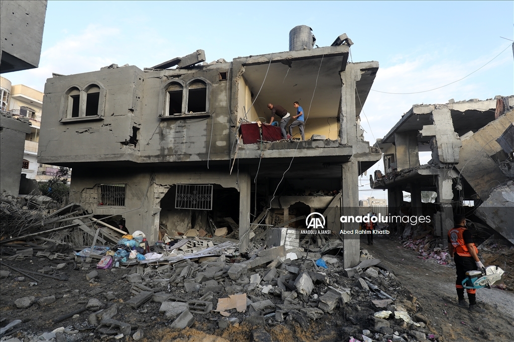 Savaşın 11'inci gününde İsrail'in Gazze'ye saldırıları sürüyor