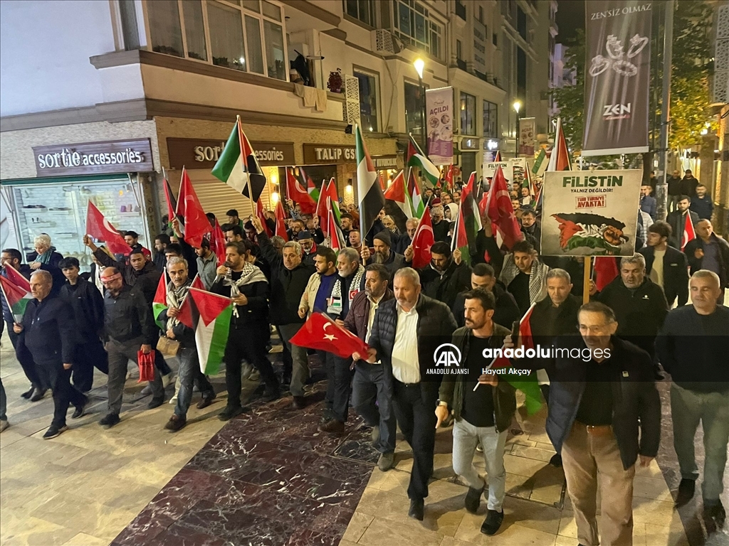 İsrail'in Gazze'deki hastaneye saldırısı Ordu'da protesto edildi