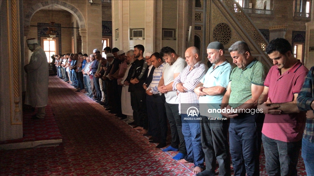 Adana'da Filistin'de hayatını kaybedenler için gıyabi cenaze namazı
